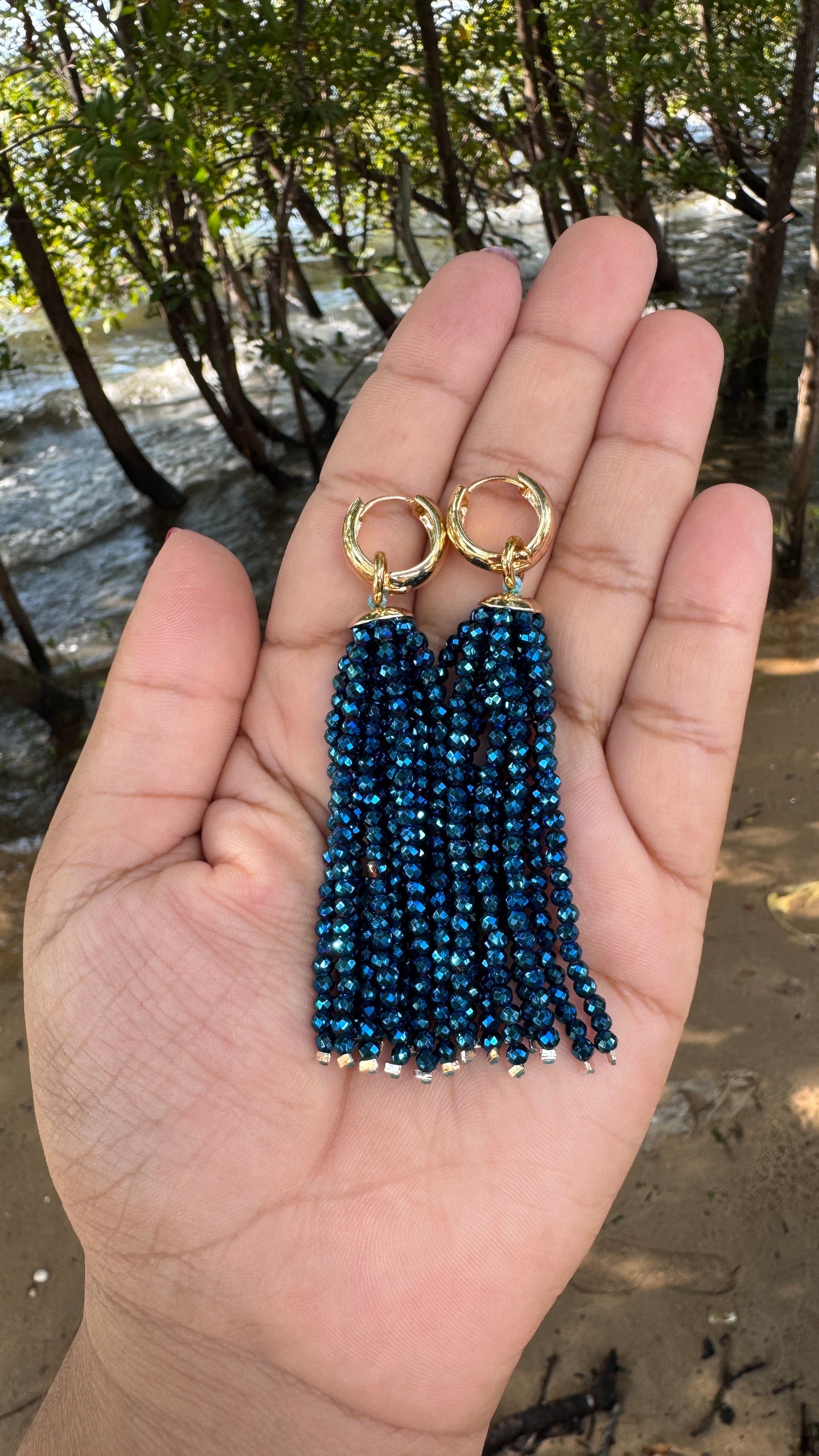 Brinco Zayah - Azul metalizado