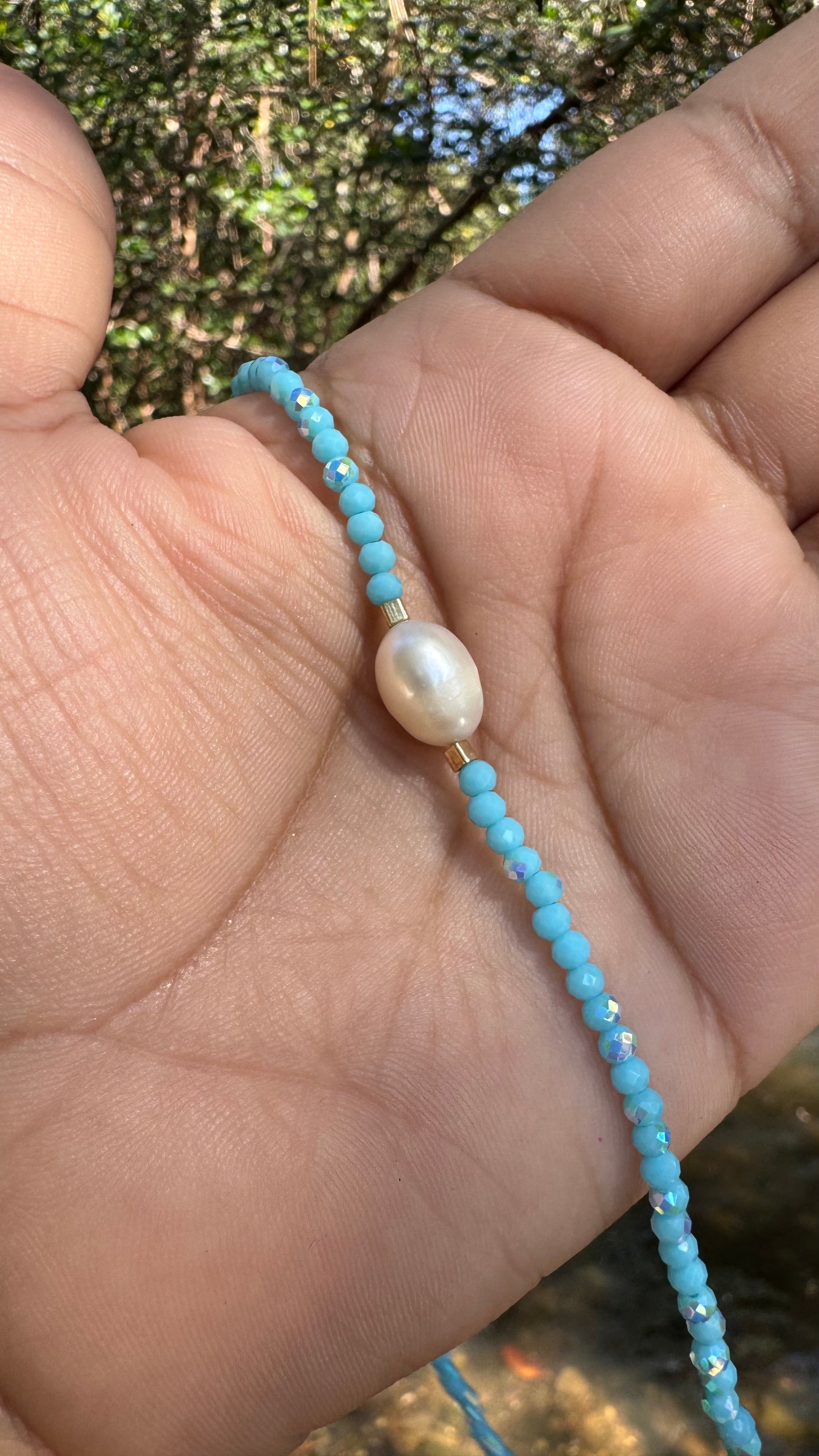 Colar cristal pérola G - Azul claro leitoso boreal