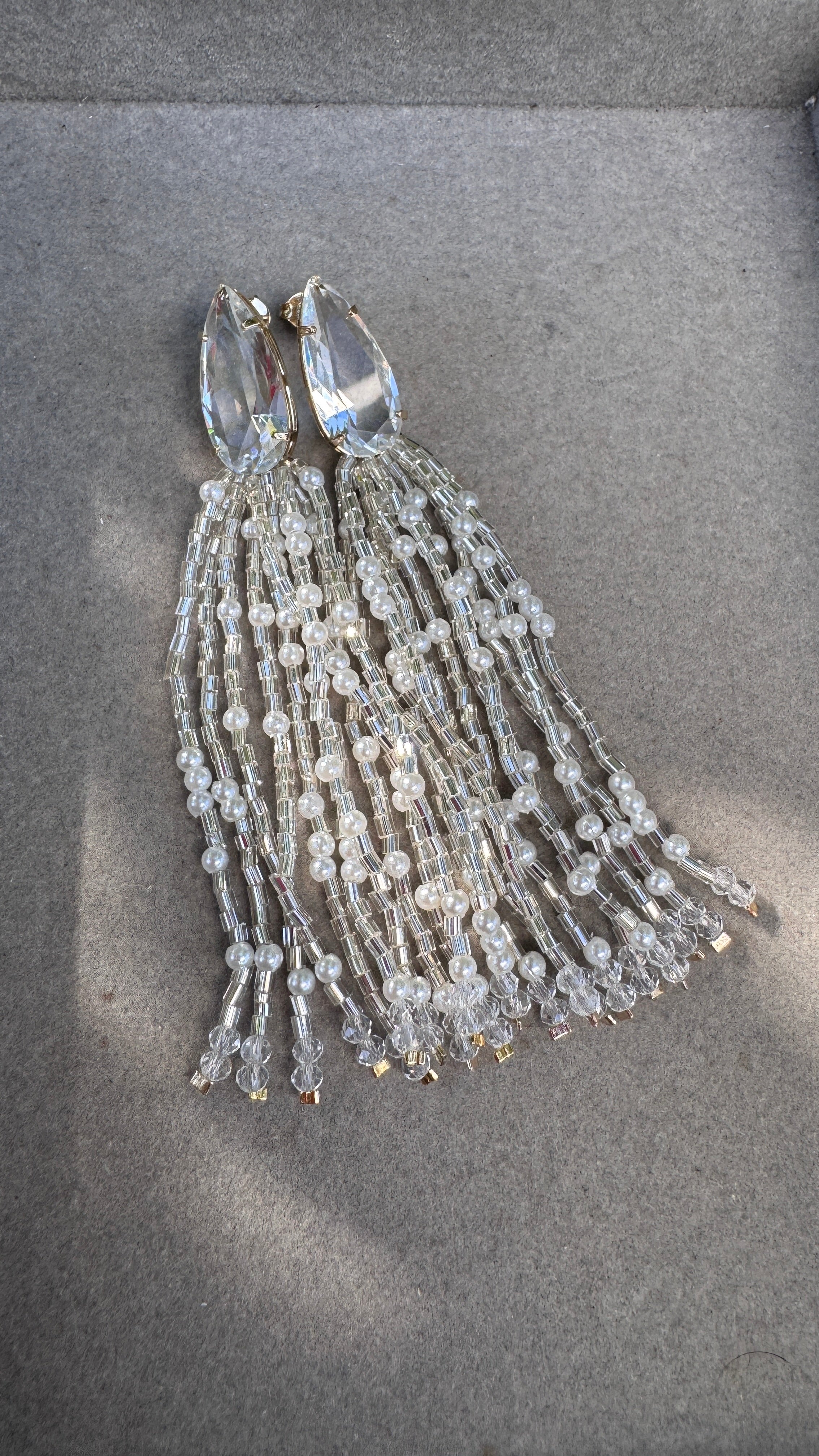 Brinco Chuva de vidrilhos e pérolas