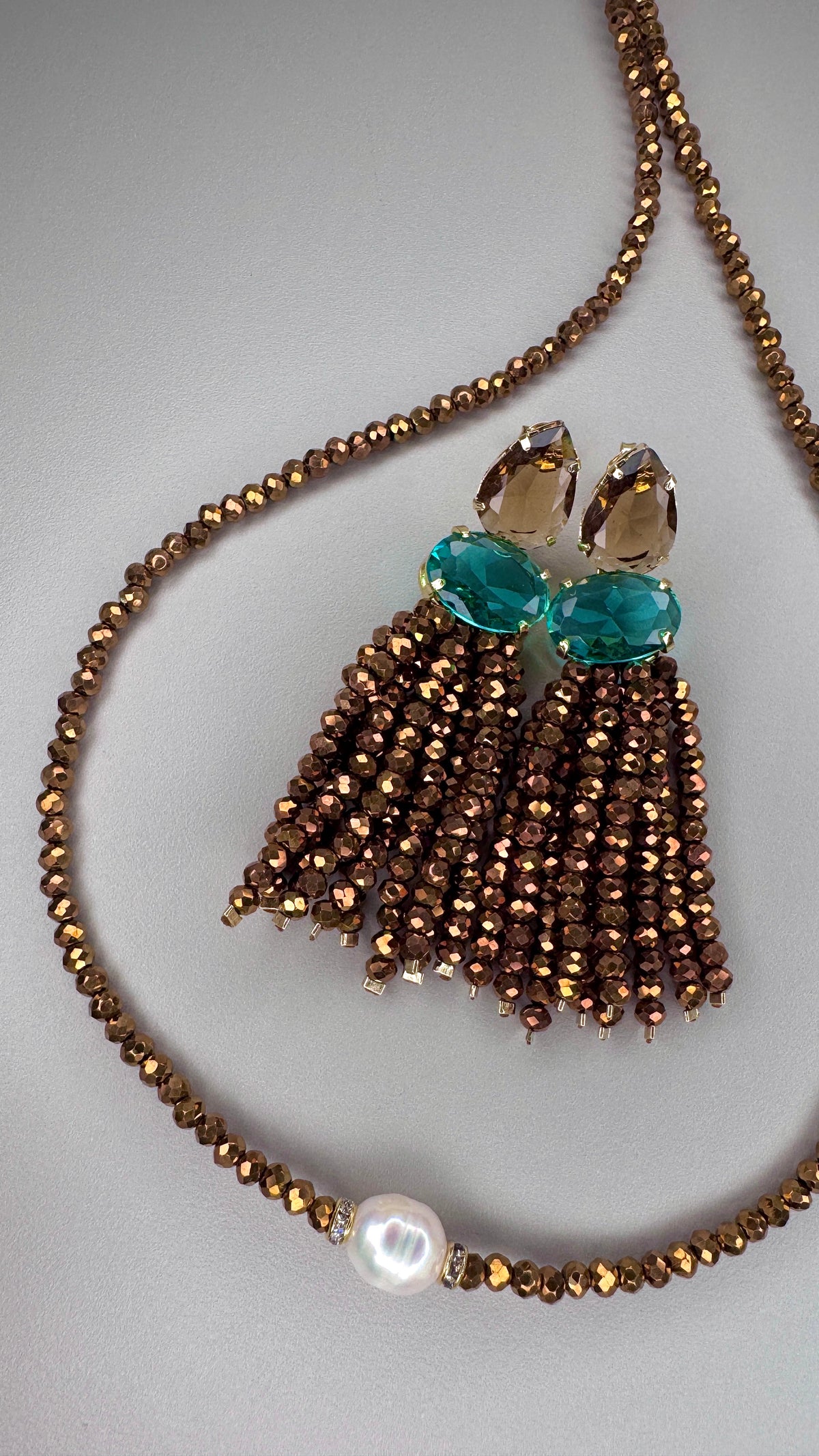 Conjunto Muriel - marrom dourado