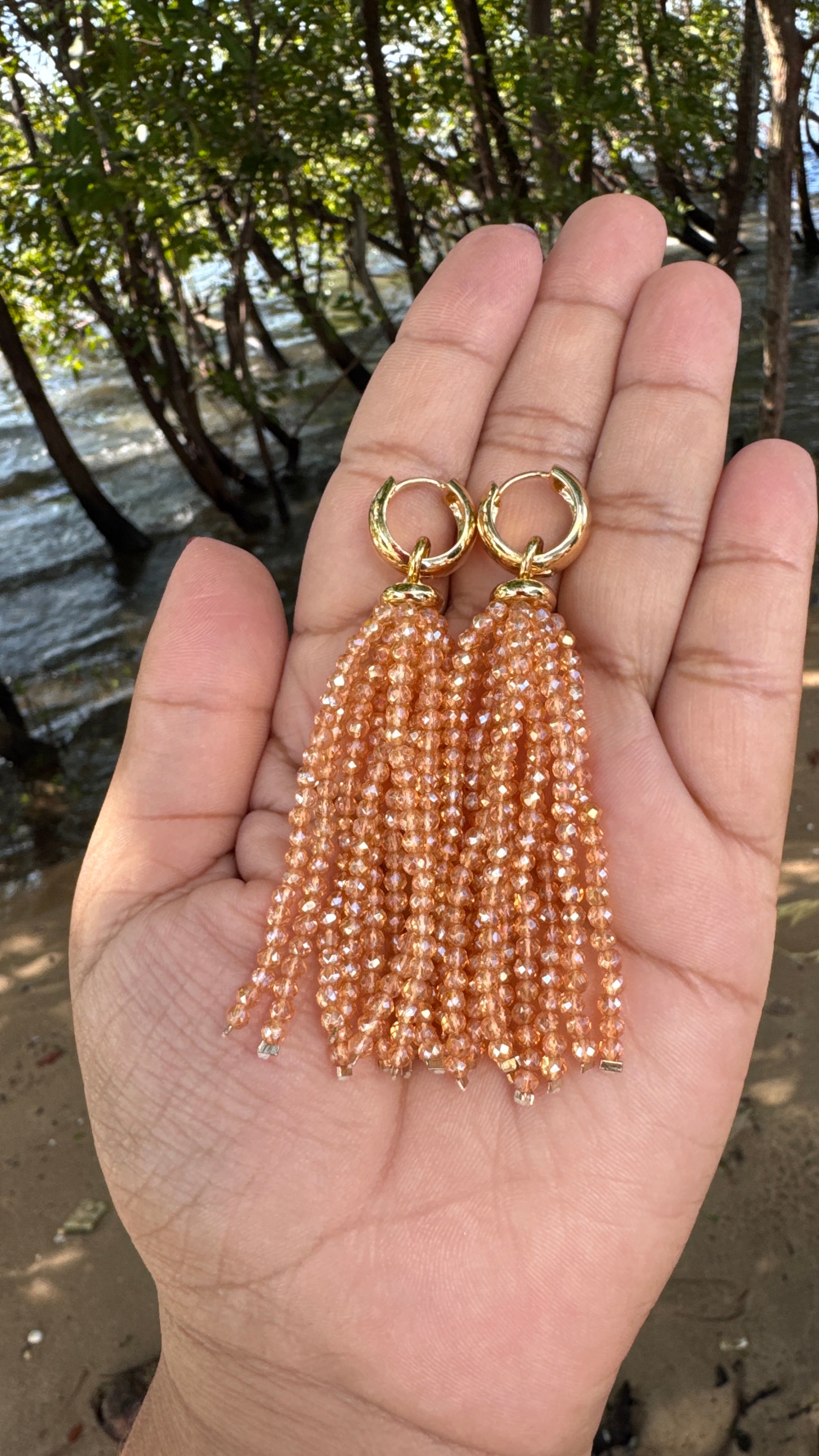 Brinco Zayah - Transparente dourado