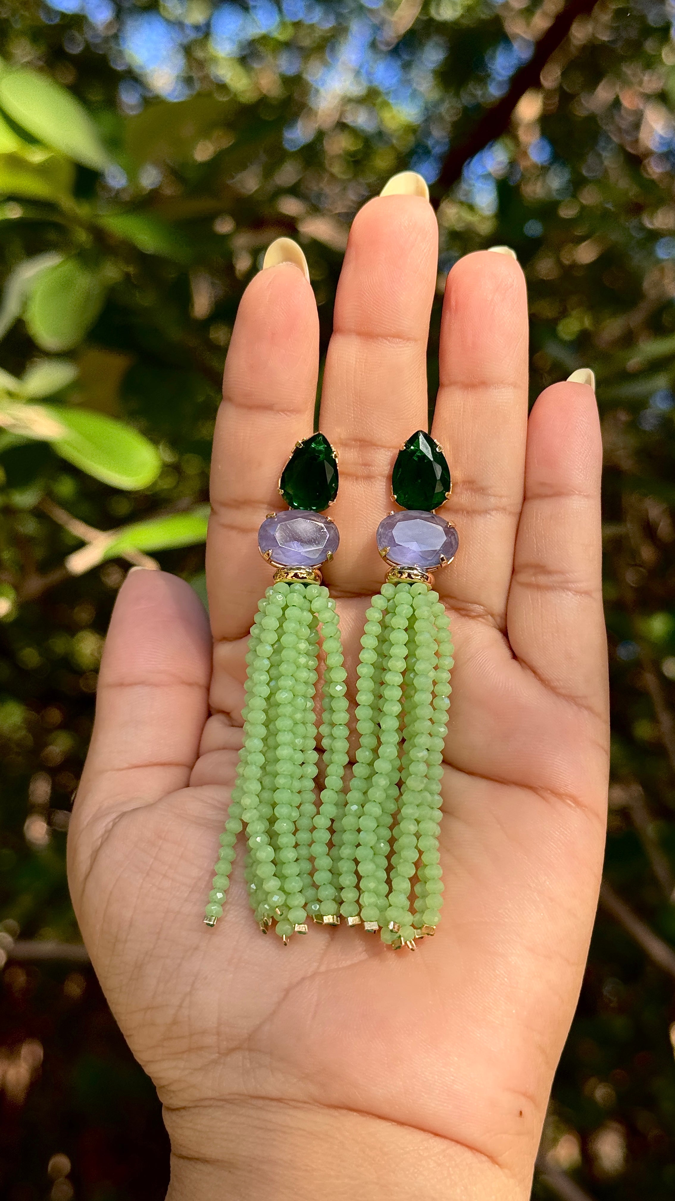 Brinco Taynara - gota esmeralda